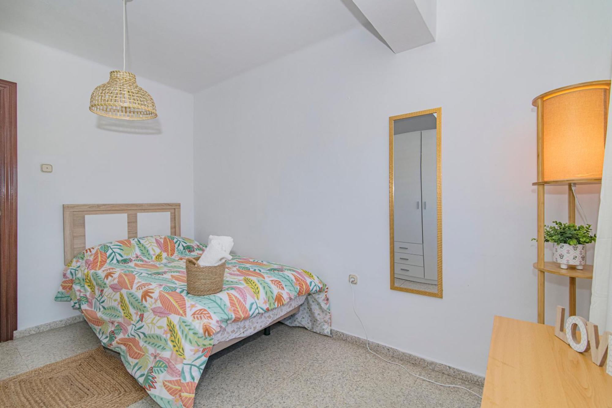 Delfin Retreat Con Terraza Junto A Parada De Metro Granada Kültér fotó